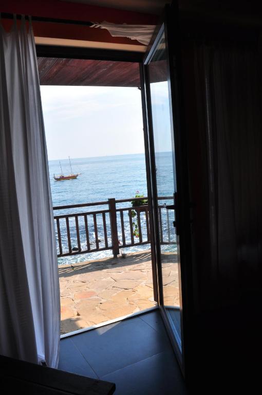 Deep Blue Guest House Sozopol Bilik gambar